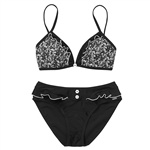 Abecita American Pinup Bikini w/flounce. Bikiniöverdel utan bygel med en söt matchande bikinitrosa. 


